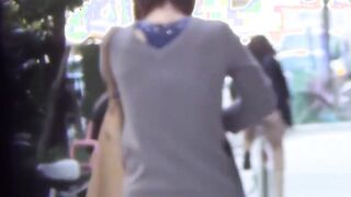 Asian girls are ready to piss in public place