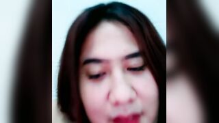 Asian college girl masturbates and squirts like a cumslut