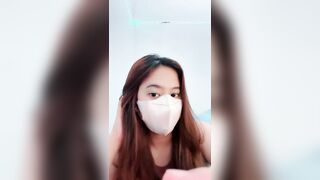 Asian college girl masturbates and squirts like a cumslut
